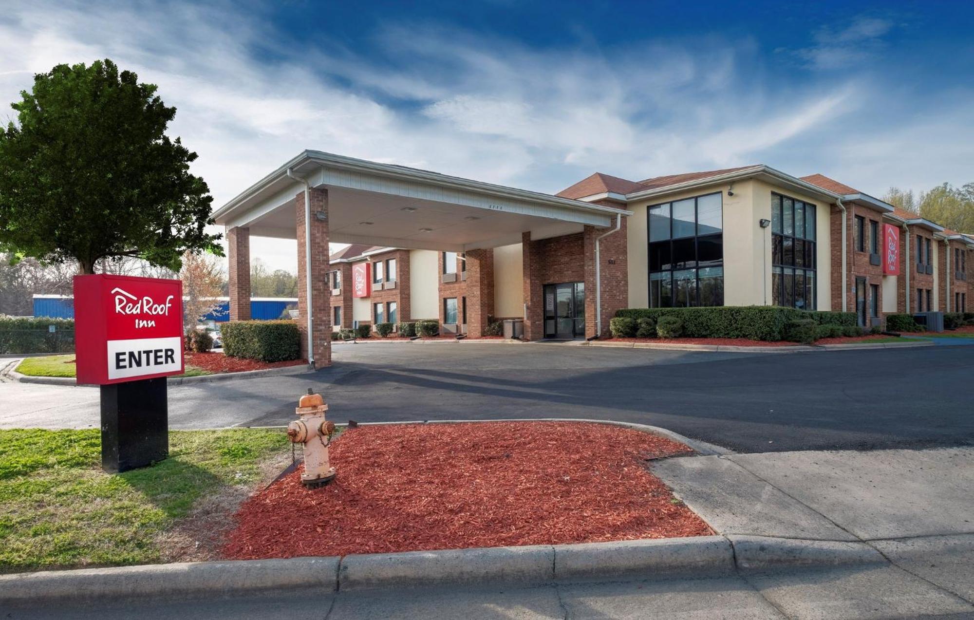 Red Roof Inn Charlotte - University Екстер'єр фото