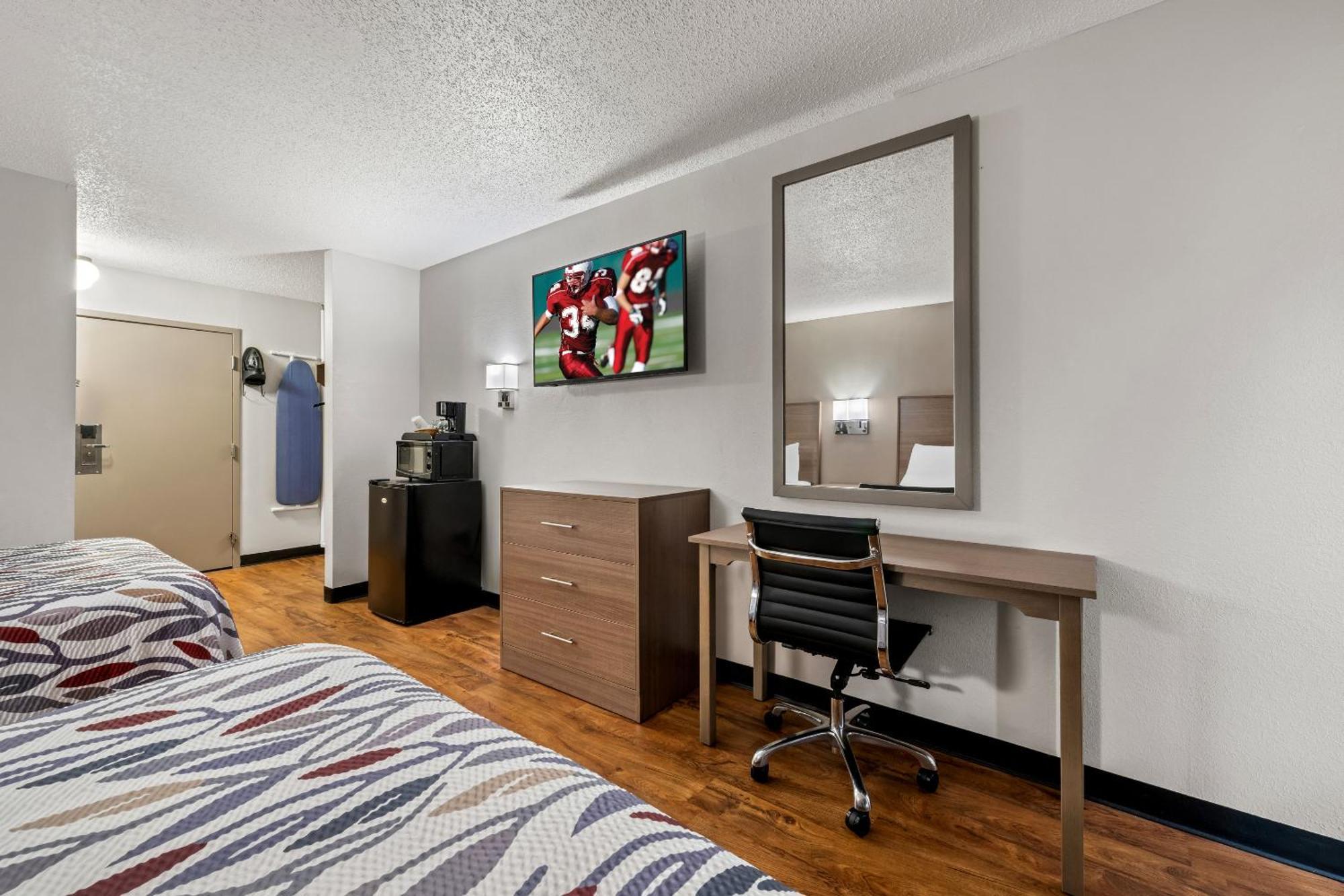 Red Roof Inn Charlotte - University Екстер'єр фото