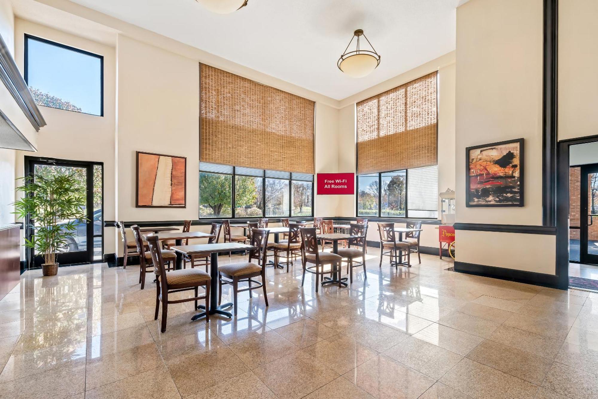 Red Roof Inn Charlotte - University Екстер'єр фото